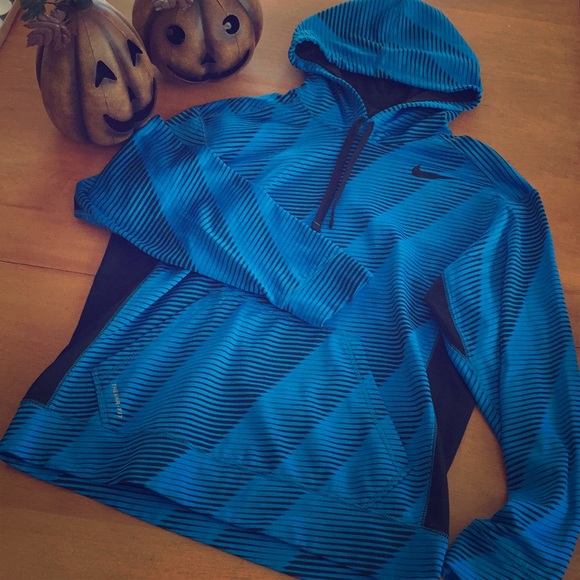 Nike Other - RARE Men’s Nike Striped Therma-Fit Hoodie